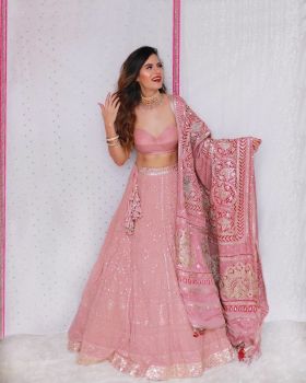 Floral & heavy embroidered lehenga for indian bride