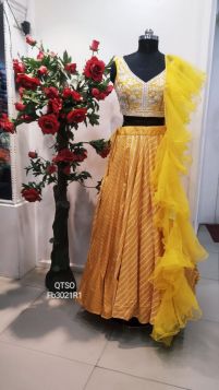 YELLOW HALDI STYLE BANARSI SILK LEHNGA 2022