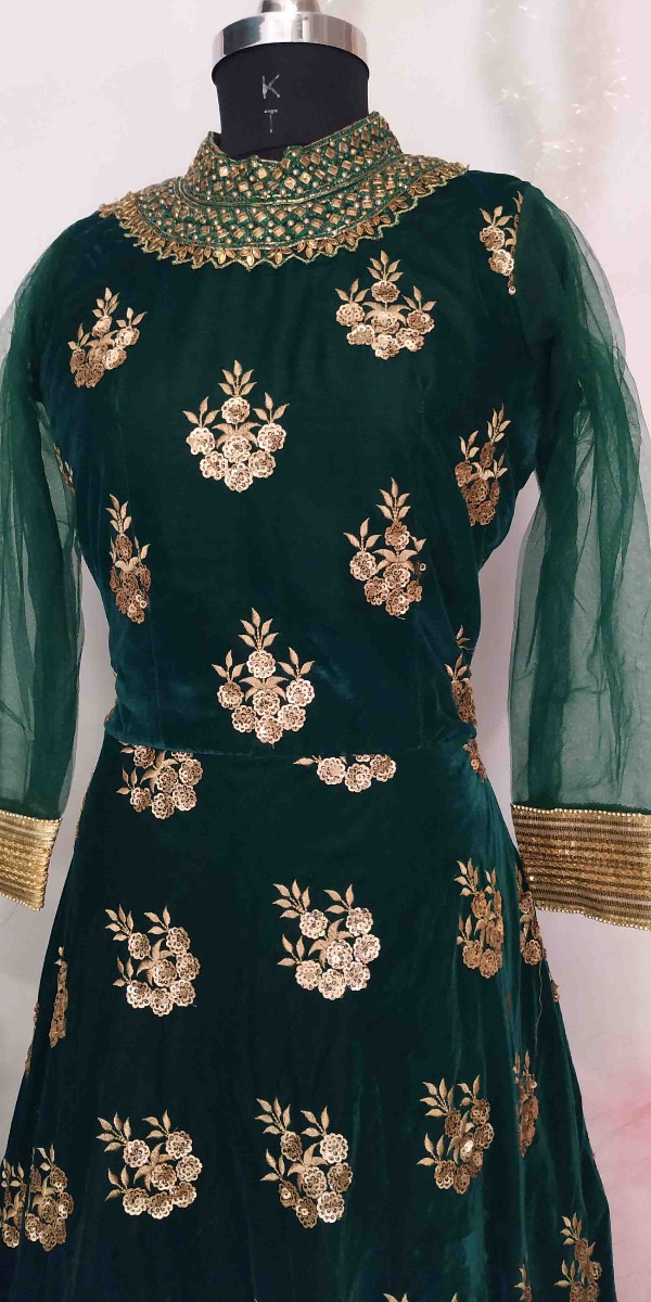 A VERY SPECIAL VELVET DRESS FOR WINTER OCCASION
