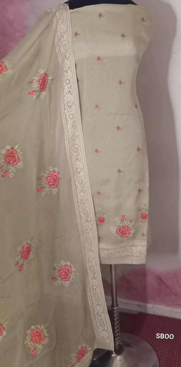 Party wear unstitch suit