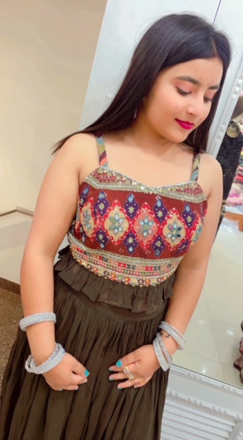 MULTICOLOURED CROP TOP WITH PLAZO WITH JACKET