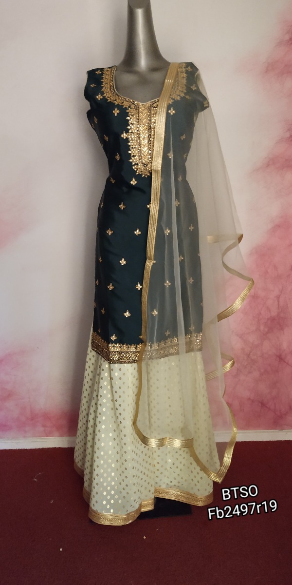 Bottle Green + Pista Green Contrasted silk Plazo suit