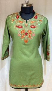 pista colour Woollen Kurti