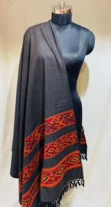 Black Colour Woollen Fabric Lovely Shawl