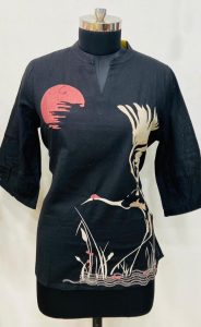 Short Kurta, Fabric Cotten, Thread Work,Color Black.